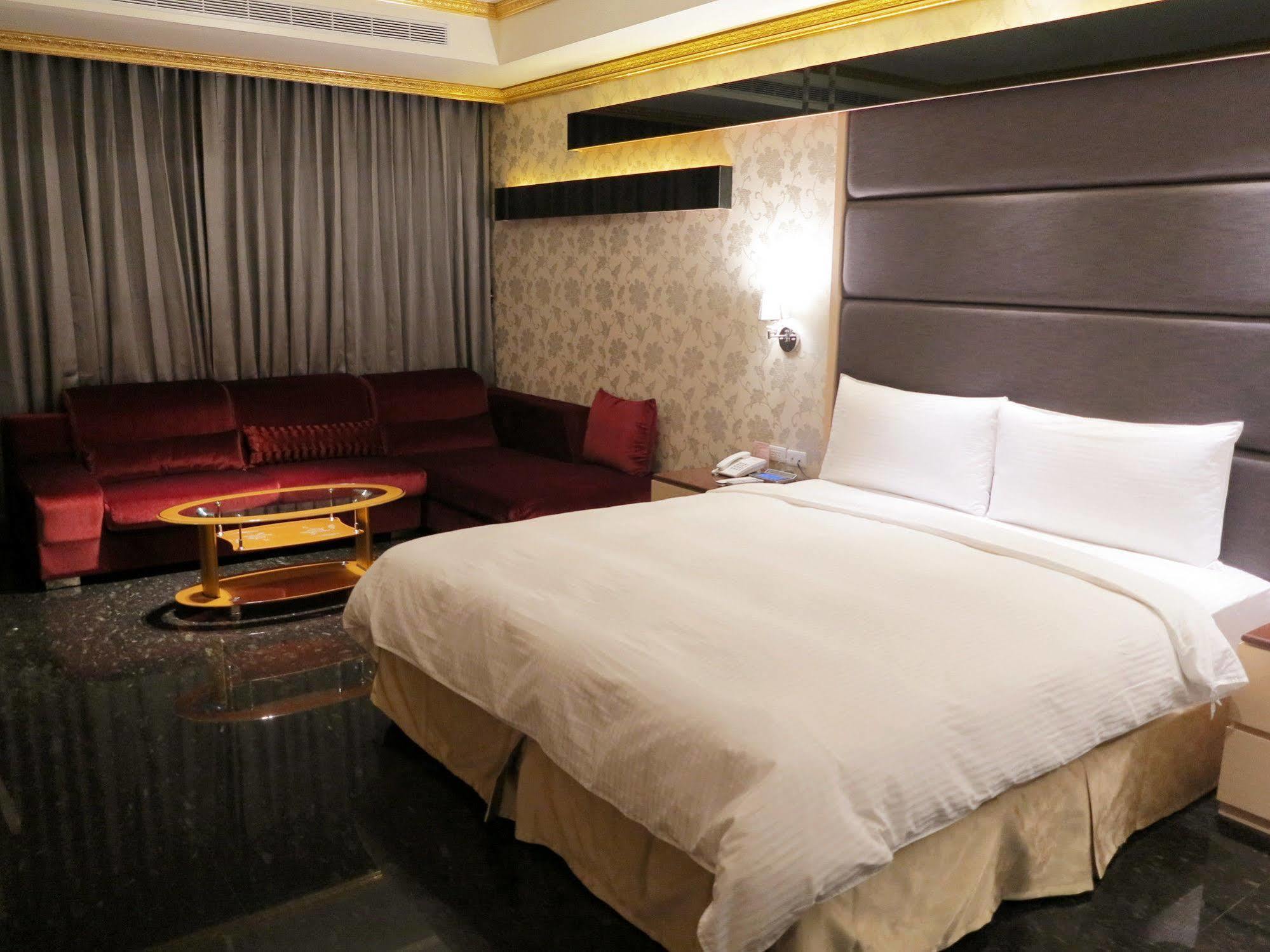 Gold Sand Hotel Синьчжу Экстерьер фото